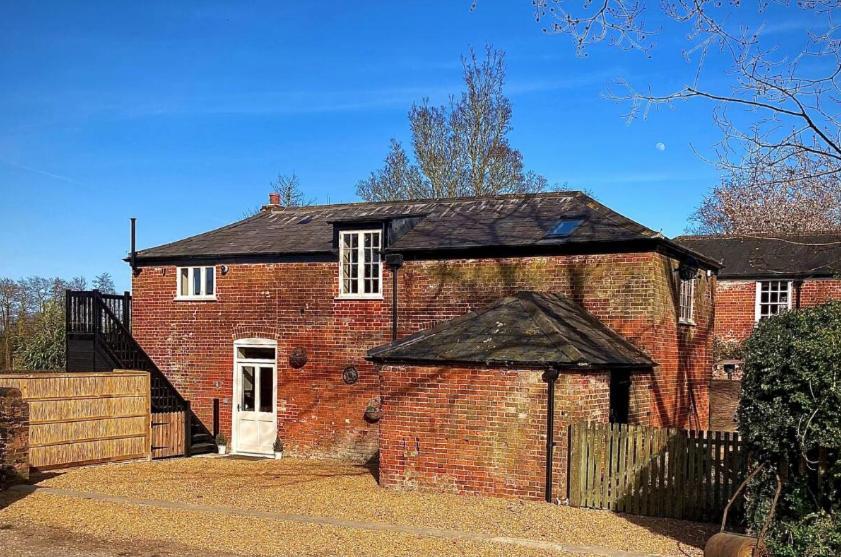 Ranworth Cosy Pet Friendly Victorian Coachhouse Near Nature Walks On Norfolk Broads, With Fire Pit, Bbq & Alpacasヴィラ エクステリア 写真